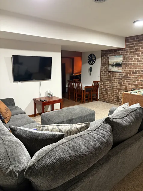 Basement Apartment near EMU and 15 mins. from JMU - Image 1