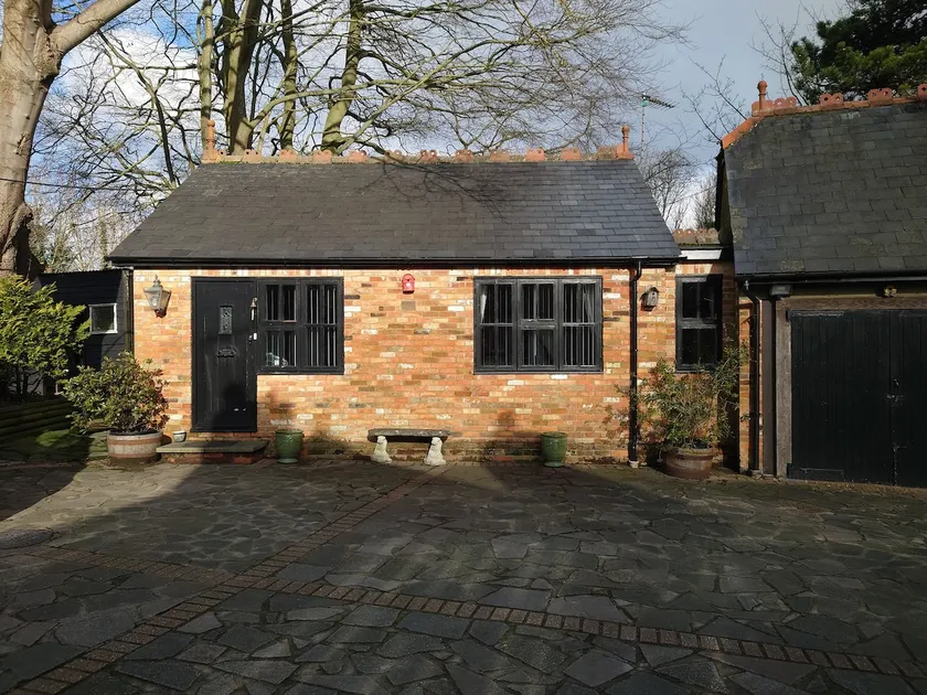 The Den at Castle Lea - Image 1