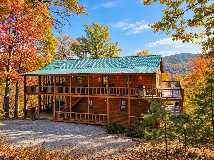 Lost River Mountain Cabin | Hot Tub + Fires + Deck - Image 1