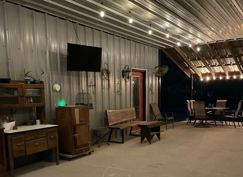 The Bunkhouse - Image 1