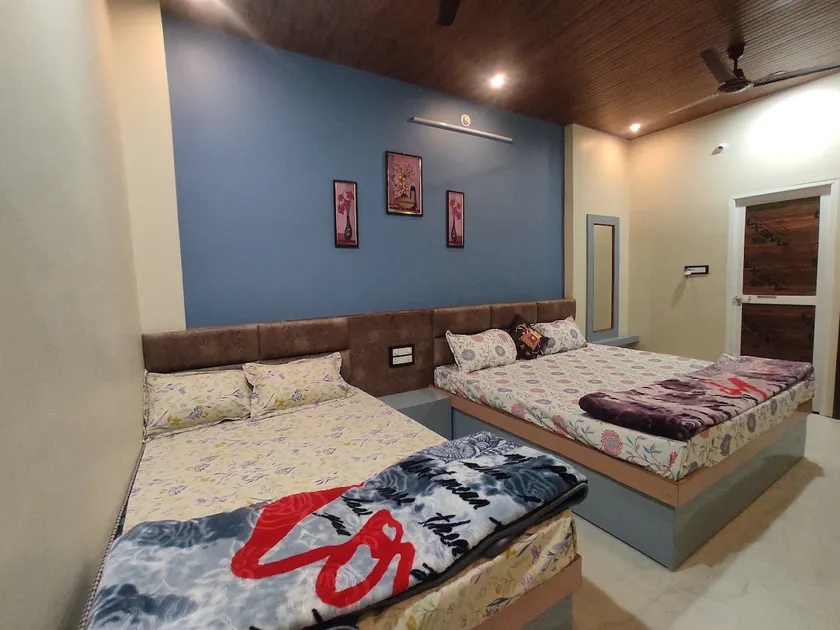 Vyomhomestay 3AC Room & For 12 person - Image 1