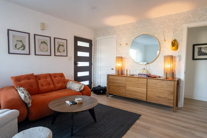 Soulful Richmond Retreat for Solo or Couple - Image 1