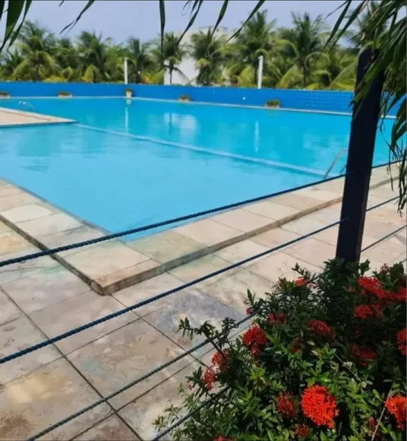 condominium with complete leisure options - Image 1