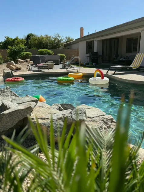 Family Oasis with Heated Pool Hot tub & Game Room - Image 1
