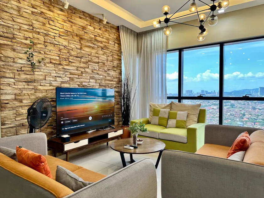 Skyline Luxe 4BR Retreat with En-suite Icon City - Image 1