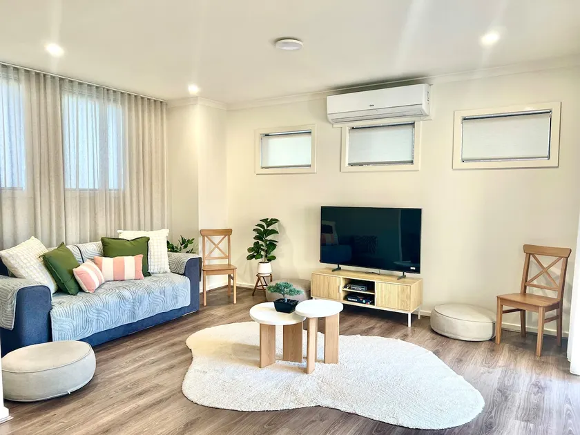 Modern Home in Maidstone - Image 1