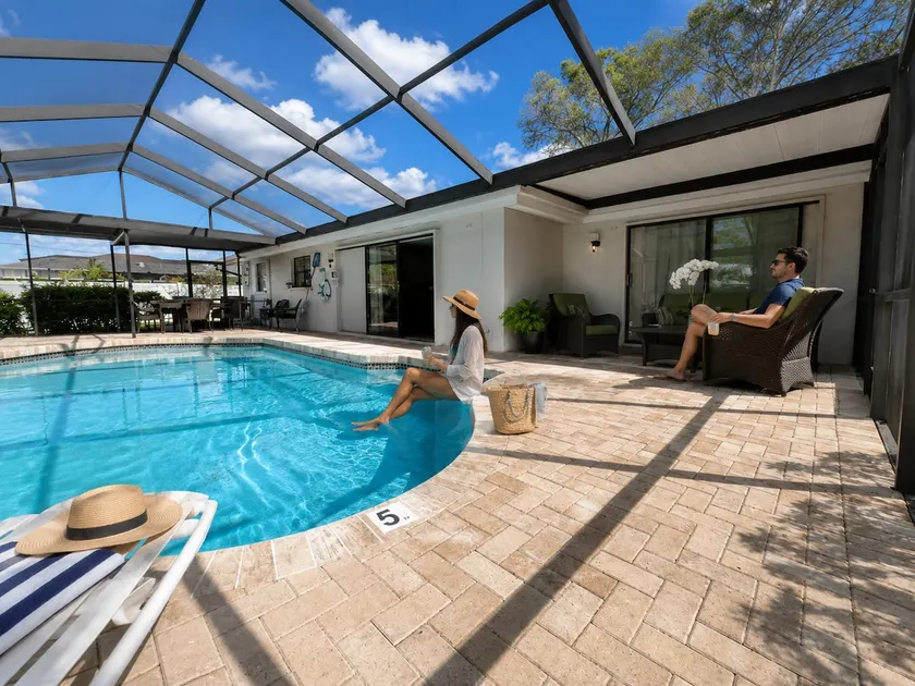 The Gulfside Oasis - Pool, Space & Florida Charm - Image 1