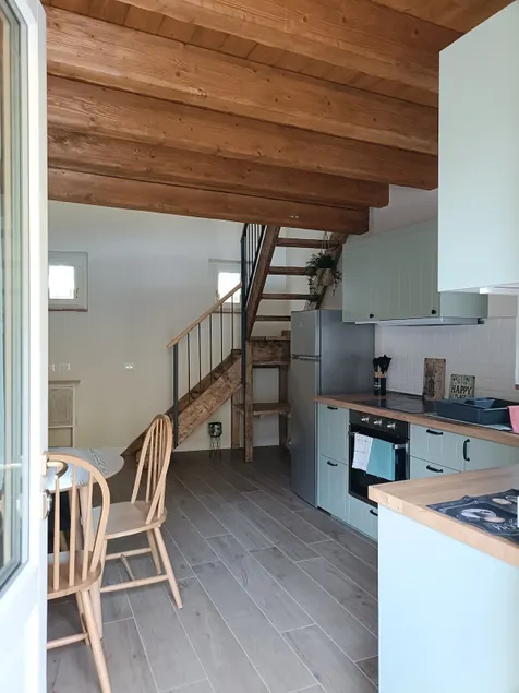 Small cottage - Image 1