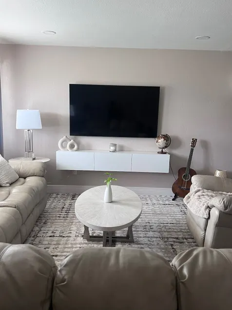 Relaxing Ft. Myers home - Image 1