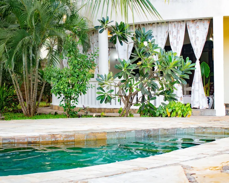 Coastal charm - Image 1