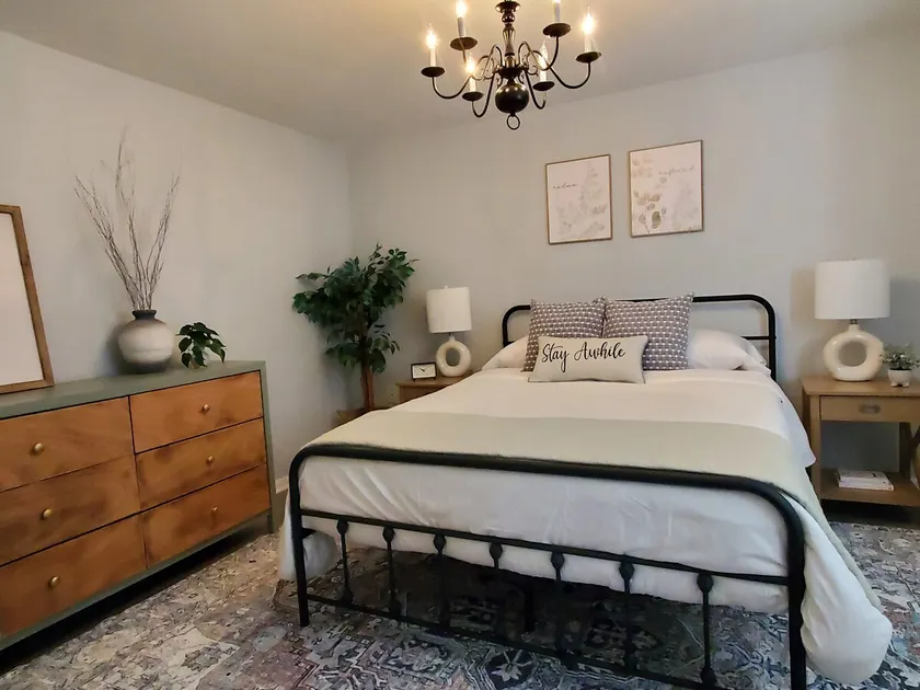 1 BR Grantham Retreat - Image 1