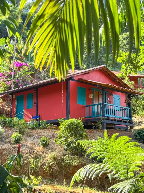 Flor de Laranjeira Chalet - Image 1