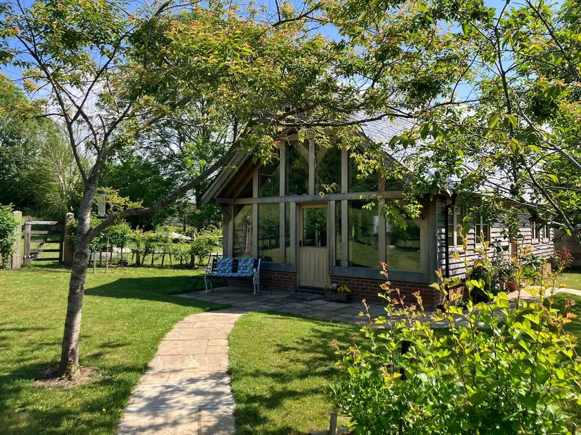 Stunning luxury cottage, 5 mins Stonehenge. - Image 1
