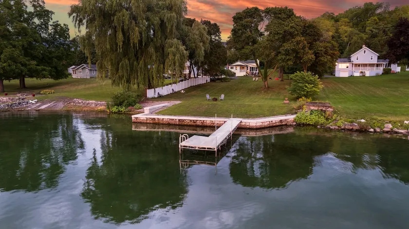 Private Family Lake house on Cayuga Lake in finger lakes. - Image 1