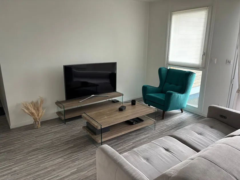 Spacious 3-bedroom apartment ideally located Zenith - Atlantis - Image 1