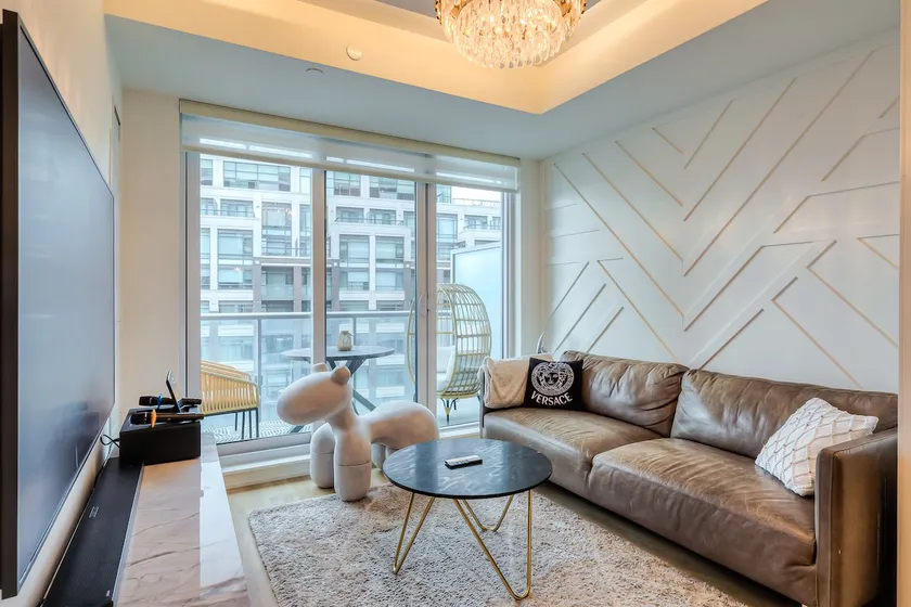 High Landing Luxury Apartment - Image 1