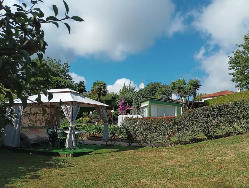 A guest house near the sea - Image 1