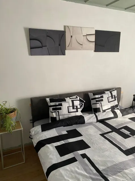 Small cozy apartment - Image 1