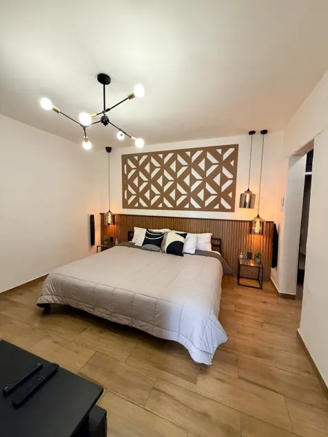 Accommodation Near the Airport - Image 1
