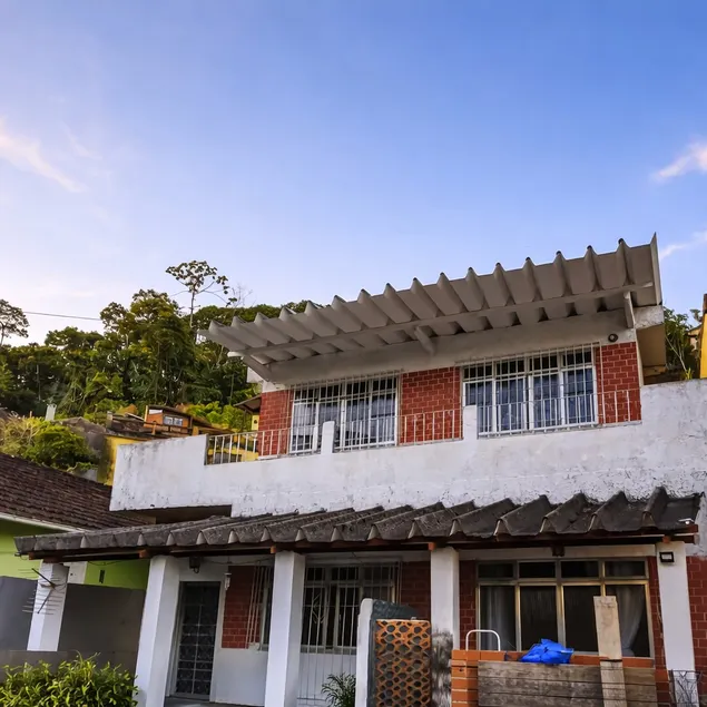 Spacious House, Garage, 10 min Historic Center - Image 1