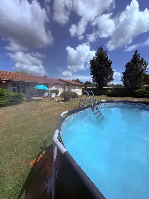 New house between Bordeaux and the Arcachon Basin - Image 1