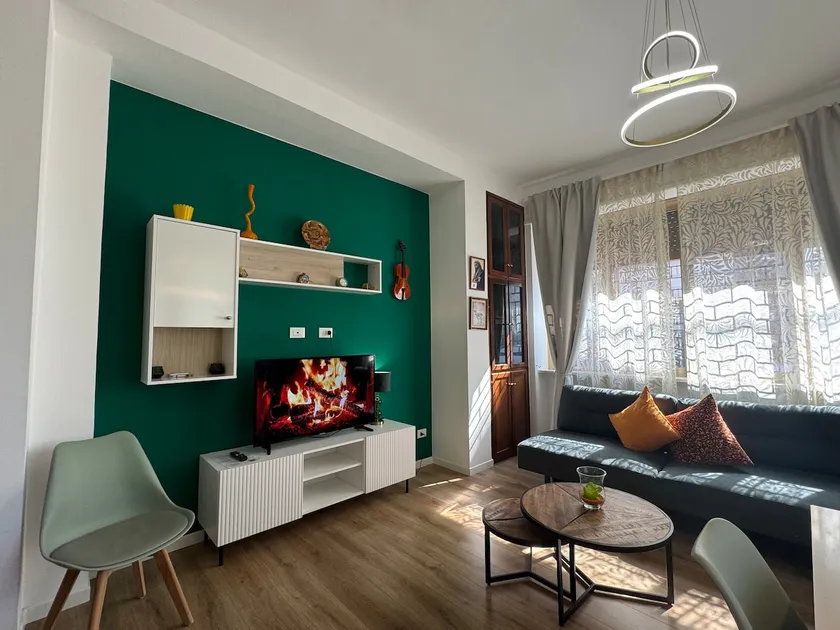 Rom - Green Hills Condo - Image 1