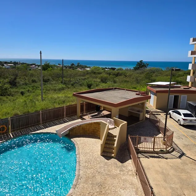 Pool/Elevator • 2BR Retreat near Playa Combate/Fam - Image 1