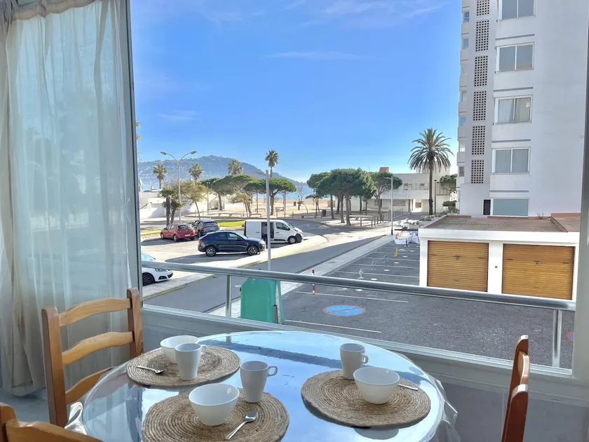 FLO. Apartment 2 min from the beach, A/C and wifi - Image 1
