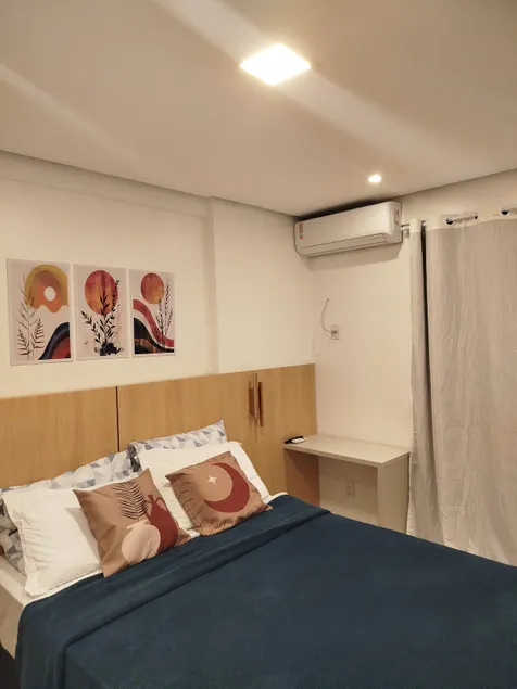 Modern and elegant serviced apartment | premium location - Image 1