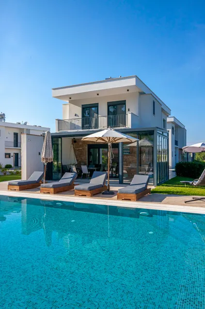 Alfie Luxury villa with private pool - Image 1