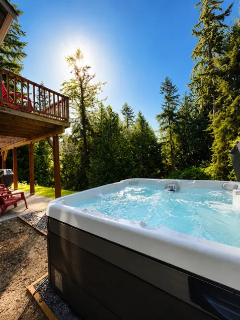 Private hot tub with Peloton and Ping Pong - Image 1