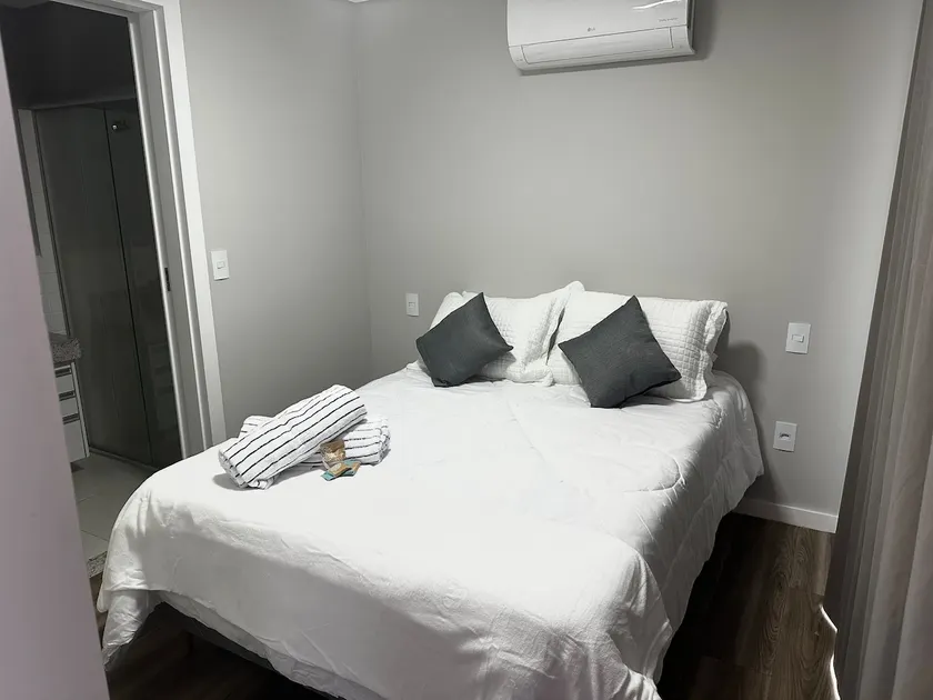 Cozy and well-located apartment - Image 1