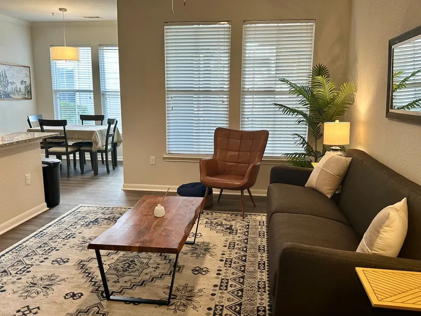 2BR 2BA Pool and Gym- Close to I-26, CSU, Mercede - Image 1