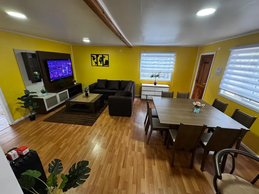 Large Cabin 2 for 5 to 6 P - Image 1