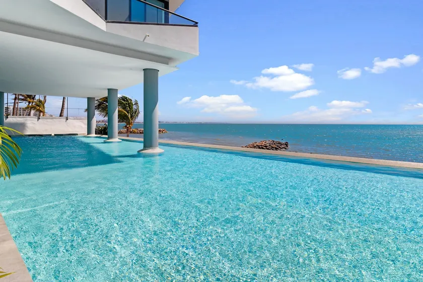 804 Ocean-View Balcony, Private Beach, Pool - Image 1