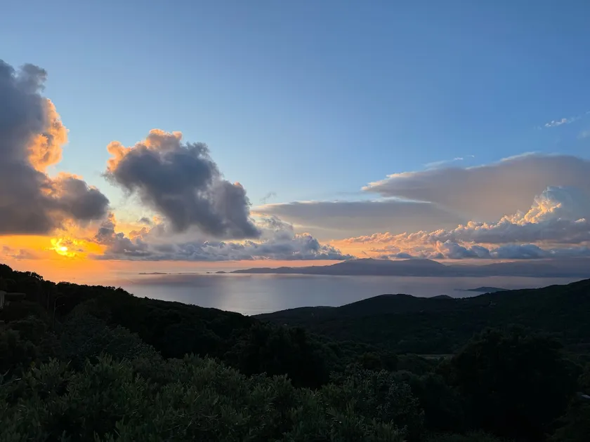 Quiet Coti-Chiavari, hikes, 15 min from the beach - Image 1