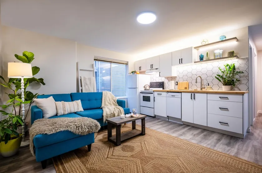 Brand New Suite In House Pet And Family Friendly - Image 1