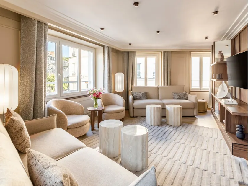 Merveil - Signature Suite - Eiffel Tower terrace - Image 1