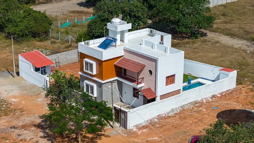 Red Roots Villa - Individual private swimming pool - Image 1