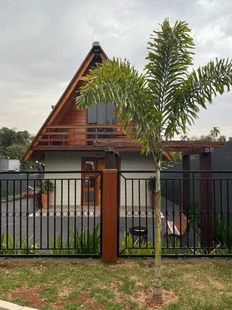 Chalet with private pool - Image 1