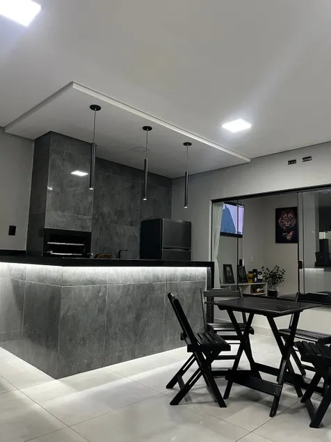 Spacious home in Zanetti - Image 1