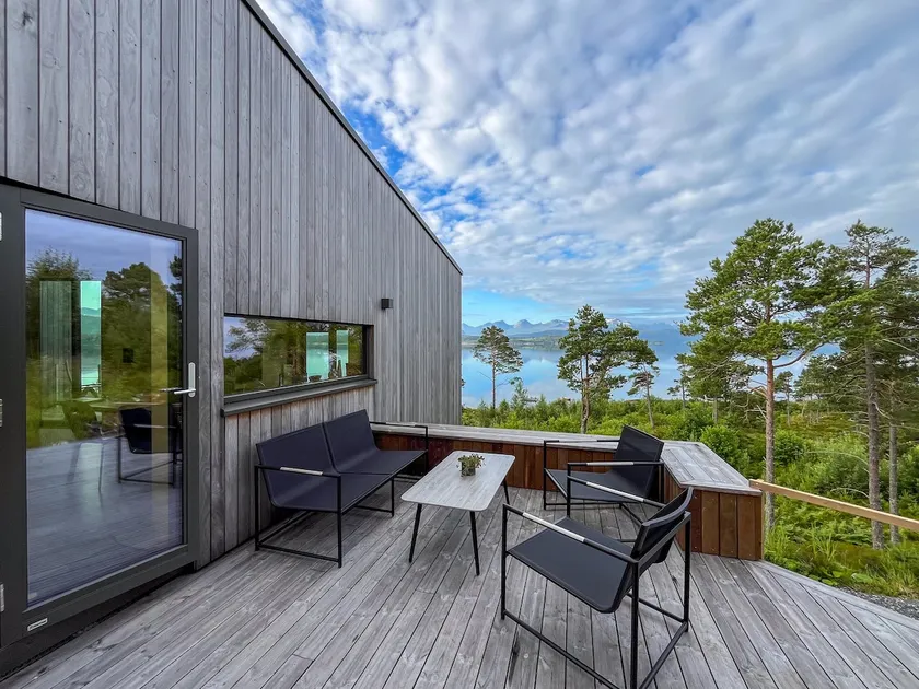 Architect-Designed Cabin With View In Molde - Image 1