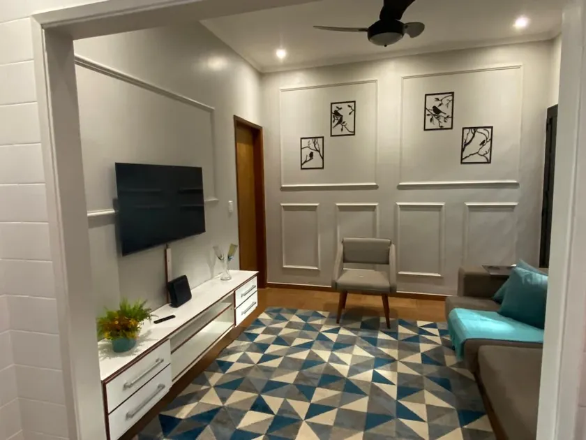 Cozy back house - Image 1