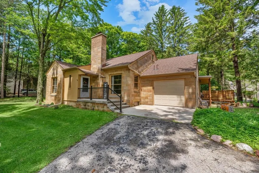 Sheboygan Retreat in Black River - Image 1