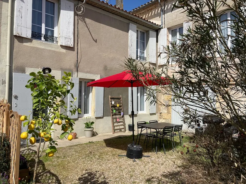 Cottage for 6–8 people - Image 1