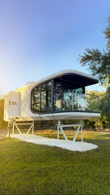 Space Camp - Image 1