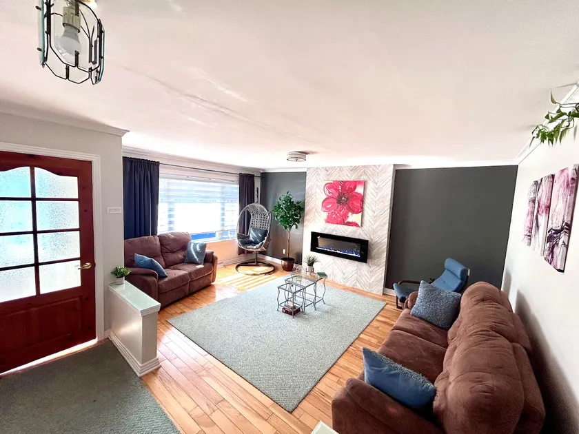 Bright, spacious house near the metro! - Image 1
