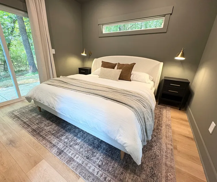Pet Friendly Tiny House Retreat 8 Miles to UGA - Image 1