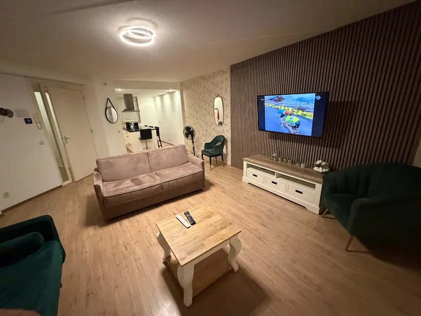 Apartment 20 minutes from Amsterdam, Renovated - Image 1
