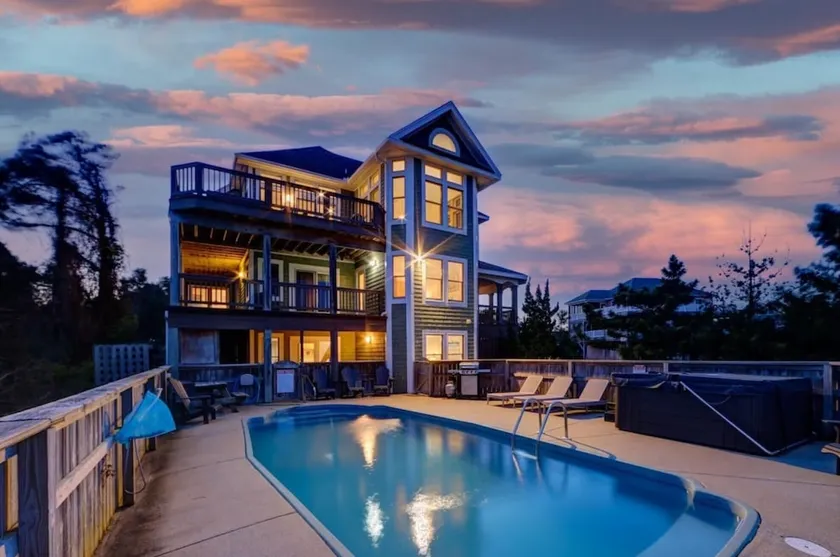 Semi-Oceanfront! Steps to the Beach! - Image 1